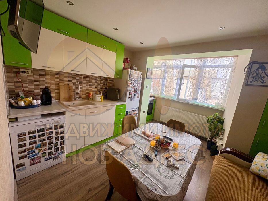 Продава се Тристаен апартамент в Търговище, Боровец - 65 кв.м за 1020 €/кв.м - Снимка #4