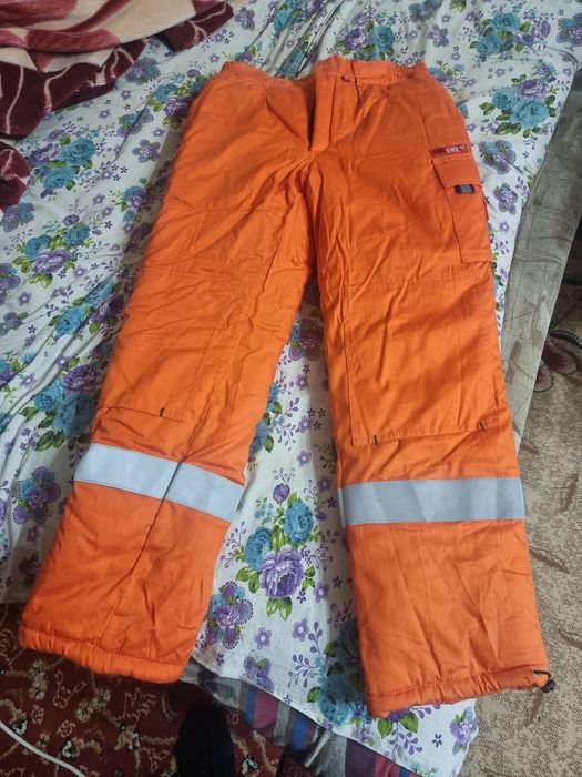 Продам спец одежды зимные