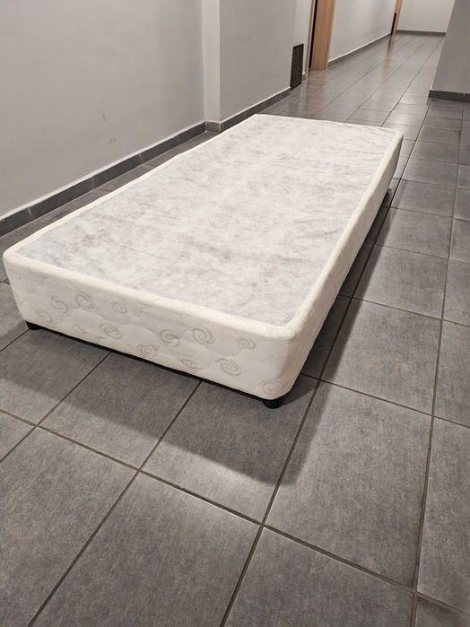 Тапицирана основа за легло / Френско легло / Хотелско легло