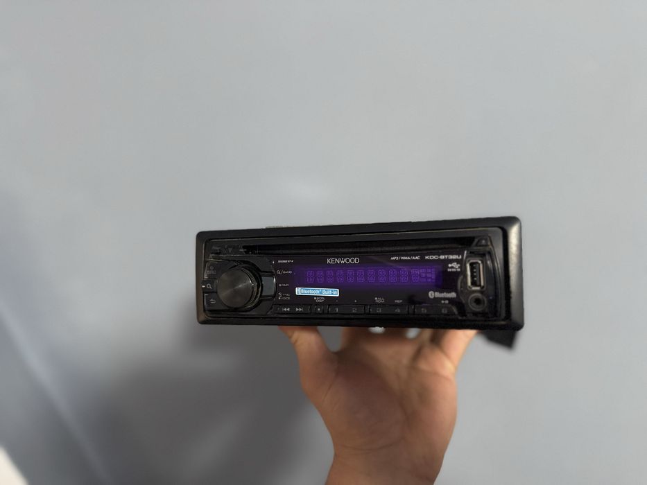 Радио/CD Kenwood 220w/BT/Aux/Usb/CD.