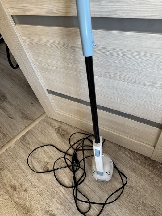 Вертикальный пылесос