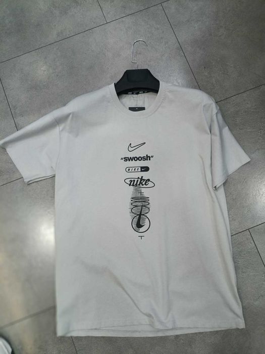 Nike Swoosh Tee Unisex T-shirt