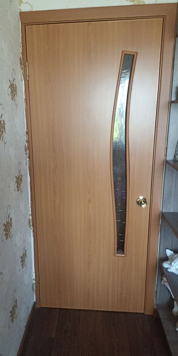 Продам двери межкомнатные