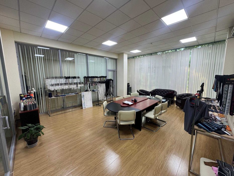 Аренда помещений в Чиланзар 23-квартал 1800 м2 / Arendaga joy 1800 m2