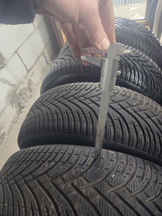 Cauciucuri iarna BF-Goodrich 215/60r16