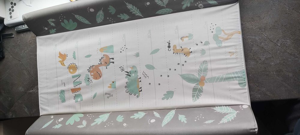 Cangaroo Твърда подложка за повиване Dino 50х80 см.