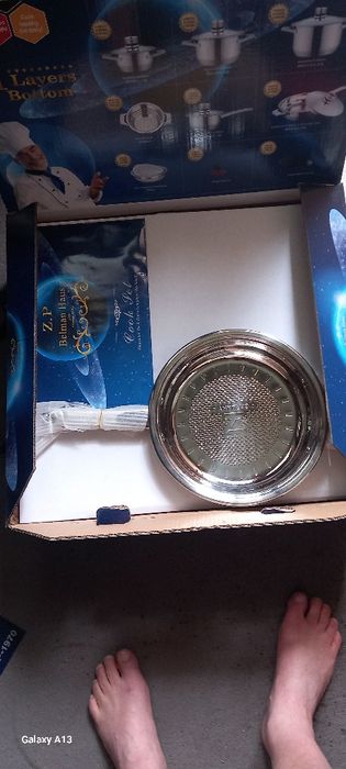 Продавам луксозна посуда цена по договаряне