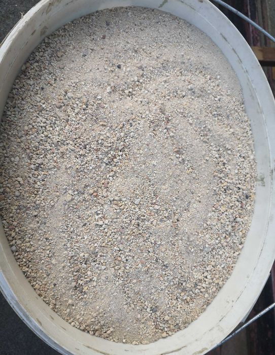 Шамотна фракция смес) с метални фибри.