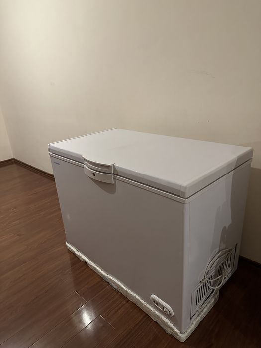 Продам морозильник ларь 327 л.