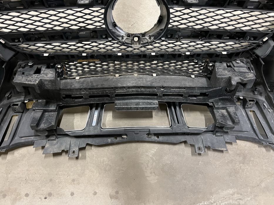 Предна броня GL 350 W166 / X166