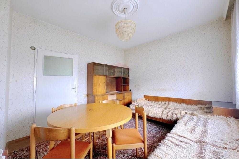 Продава се Многостаен апартамент в Шумен, Военно училище - 143 кв.м за 1248 €/кв.м - Снимка #13