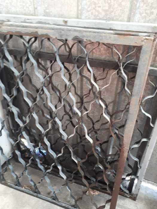 Решетки на окна.