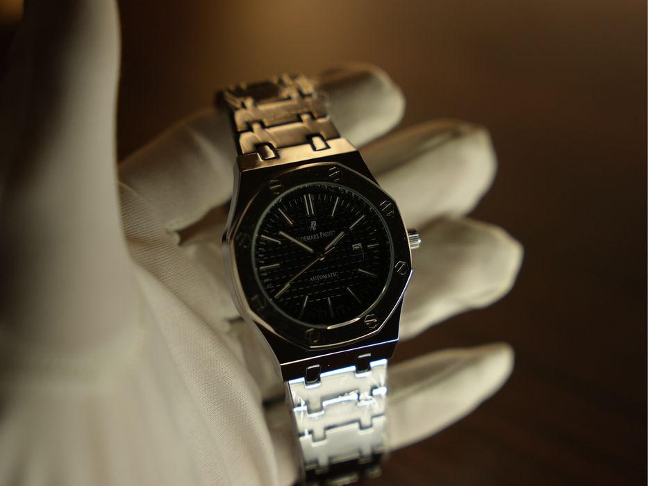 Чисто нов Audemars Piguet royal oak часовник