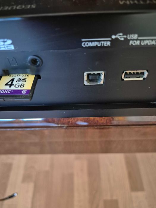 ROLAND-FA 06-Продавам