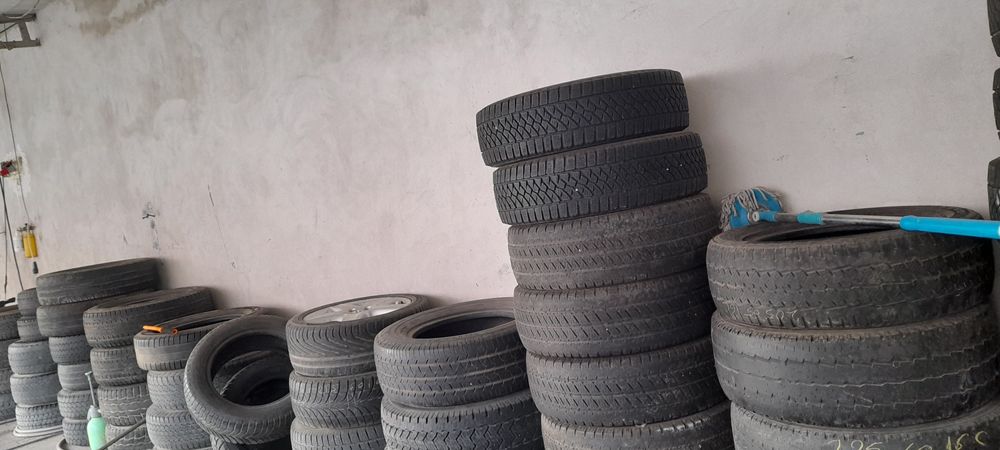 Vând cauciucuri second-hand
