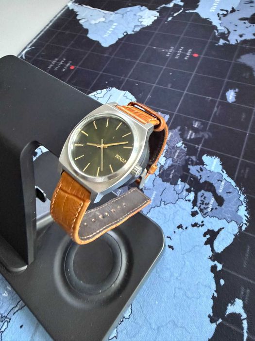 Nixon Minimal Time Teller Quartz – Vând / Schimb cu Seiko Tissot Citizen Atlantic Certina