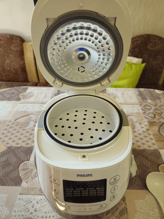 Мултикукър Philips HD4731/70