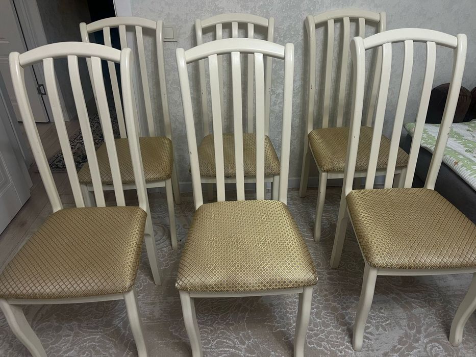 Стулья: 6 шесть штук б/у в хорошем состоянии
