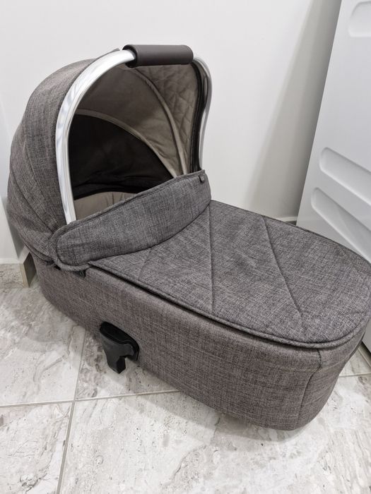 Кош за новородено Mamas & Papas