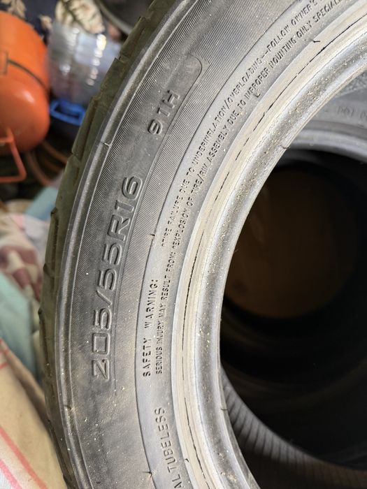 Продам шины 205/55/R16