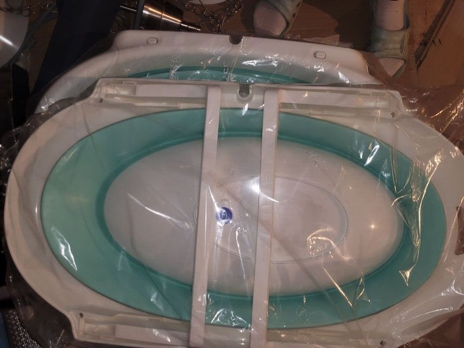 Ultimele cadite copii,noi, pliabile,silicon si plastic cu supapa Alb/T