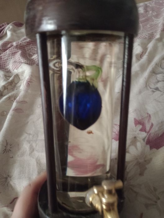 Sticla ornamentala cu robinet