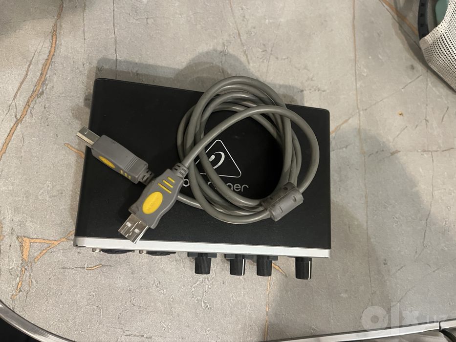 Behringer U-Phoria UMC202HD
