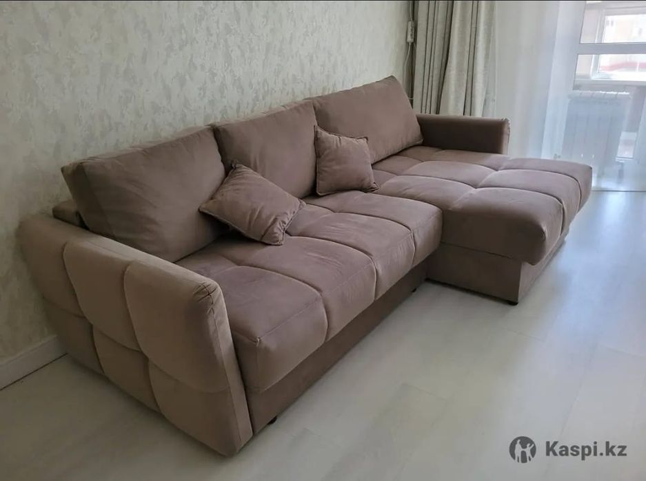 Диван Венеция 2.6