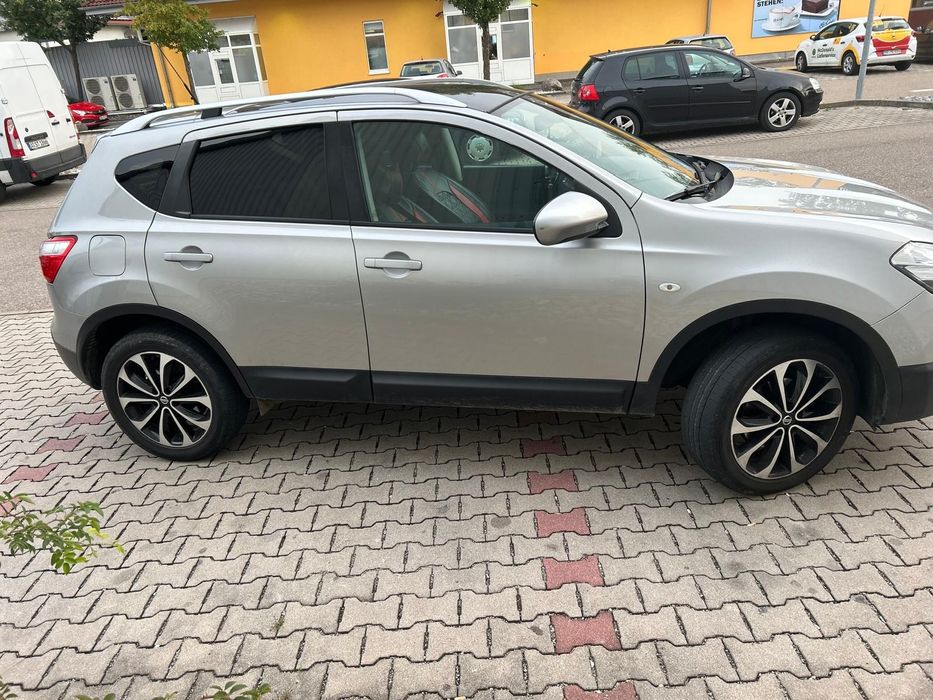 Vand nissan j10 qashqai 2012  1.5 dci