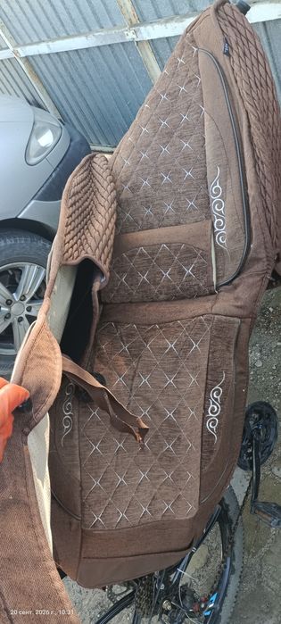 Продам передние чехлы на авто