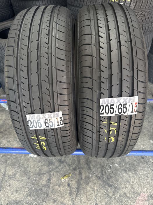 205/65/15 Maxxis