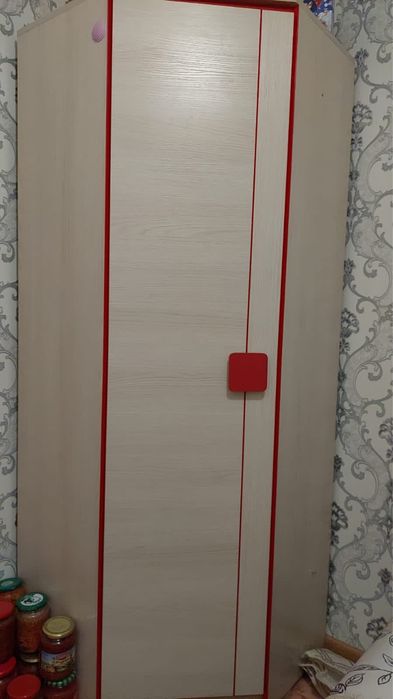 Продаю гарнитур