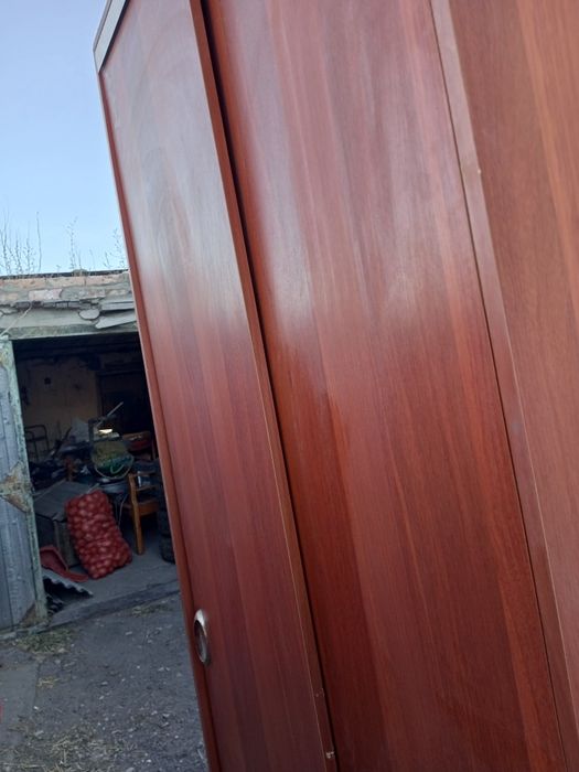 Продам Шкаф-купе