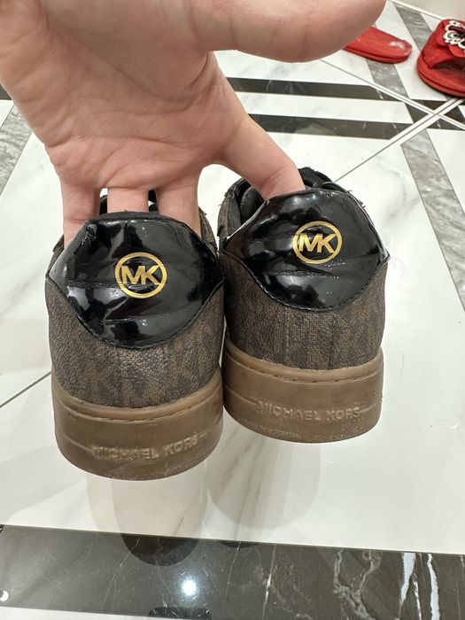 Обувь майкл корс