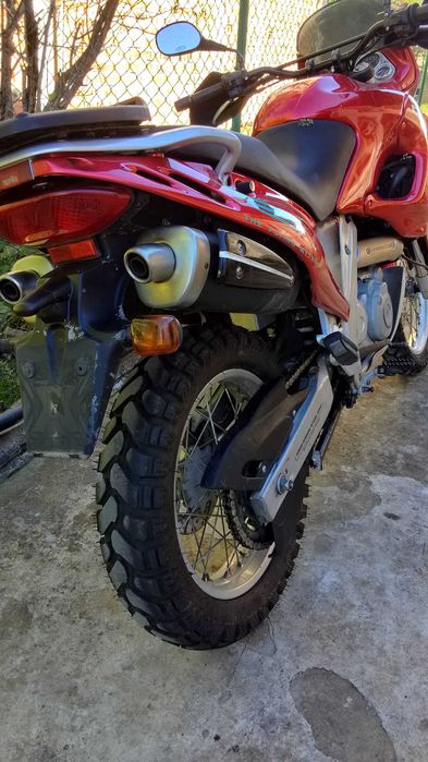 Априлия Пегасо 650