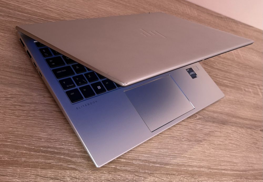 HP Elitebook 830 G10 i15 1345U - LTE Cellular 16GB 256GB Ultraportabil