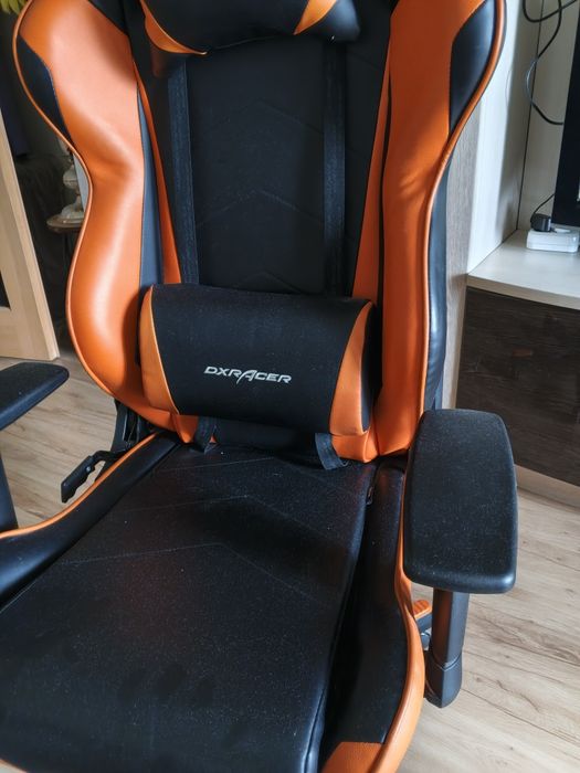 Геймерское кресло DXRAcer