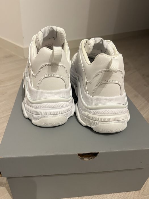 Balenciaga triples S white
