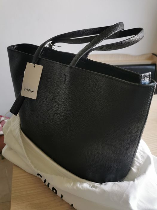 Geanta Furla neagra