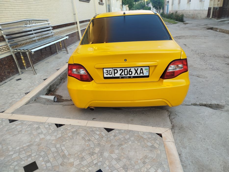 Нексия 2 сотилади
