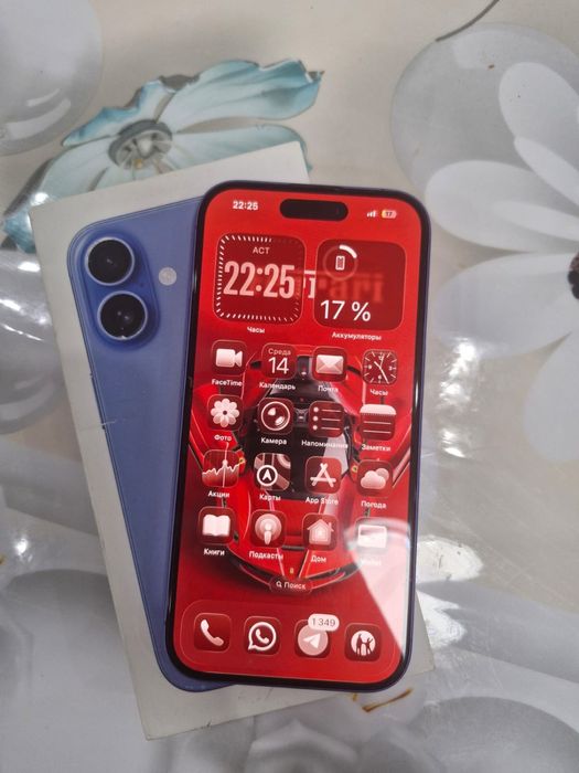 iPhone 16 акб 90%,все целое