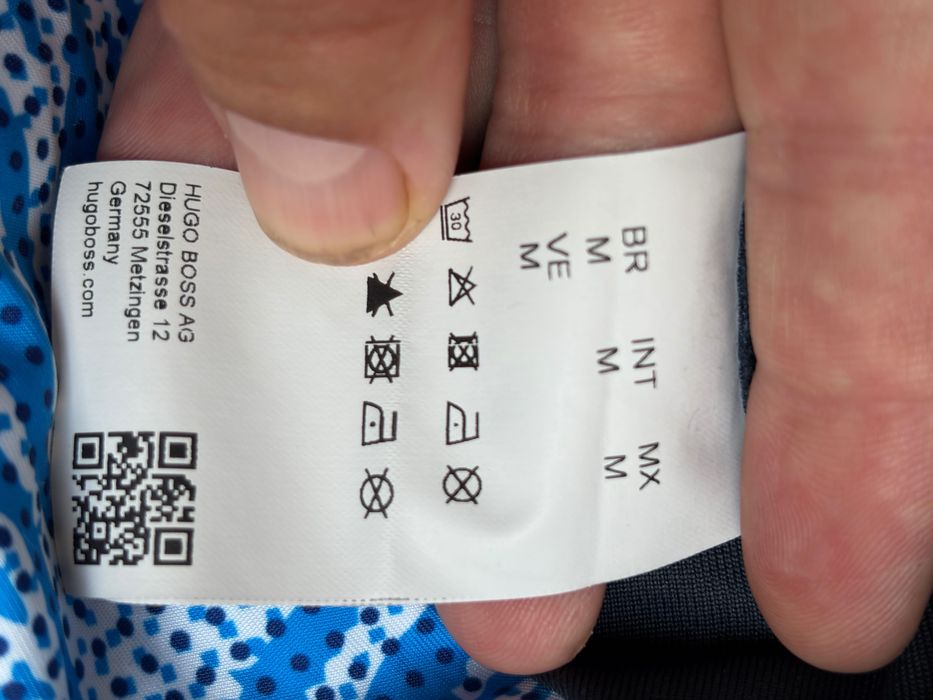 Vând tricou Hugo Boss