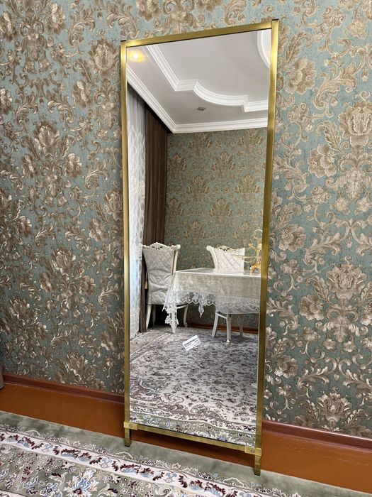 Зеркало oyna ойна напольные зеркало золотистой оправой очень солидные