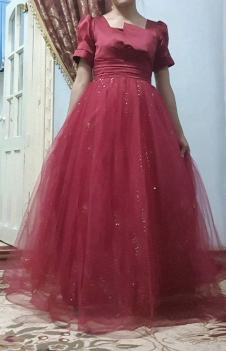 Ayollar uchun to‘y ko‘ylagi L (46), yangi