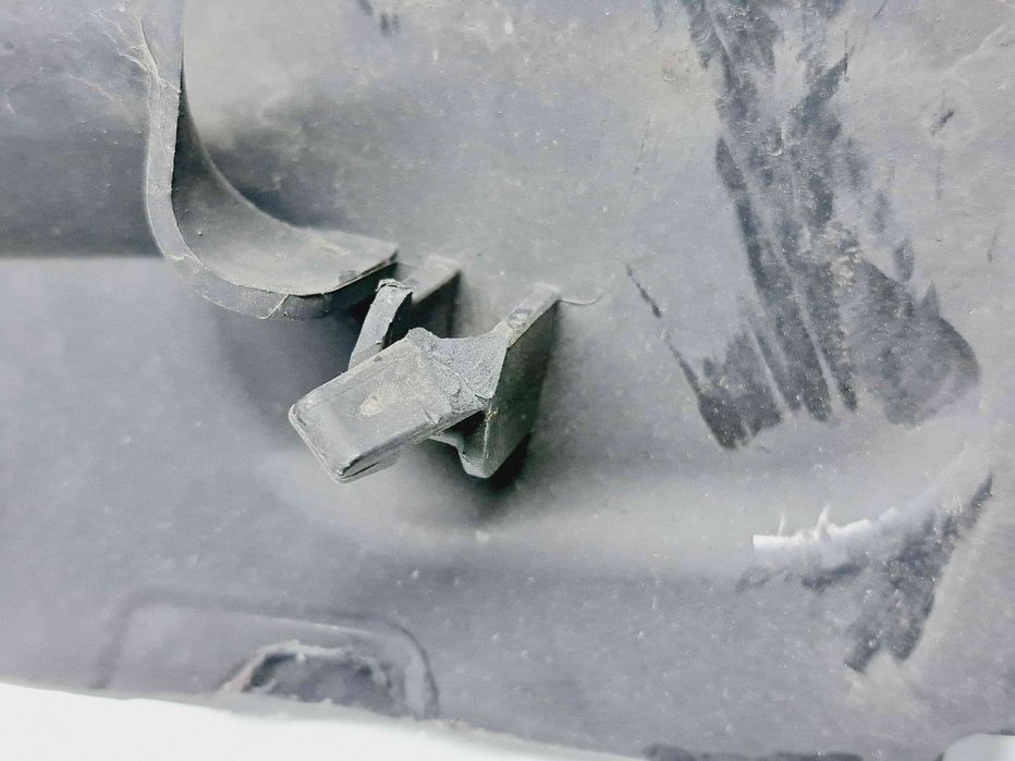 Deflector aer Volkswagen Passat B7 (362) [Fabr 2010-2014] 3AA121330