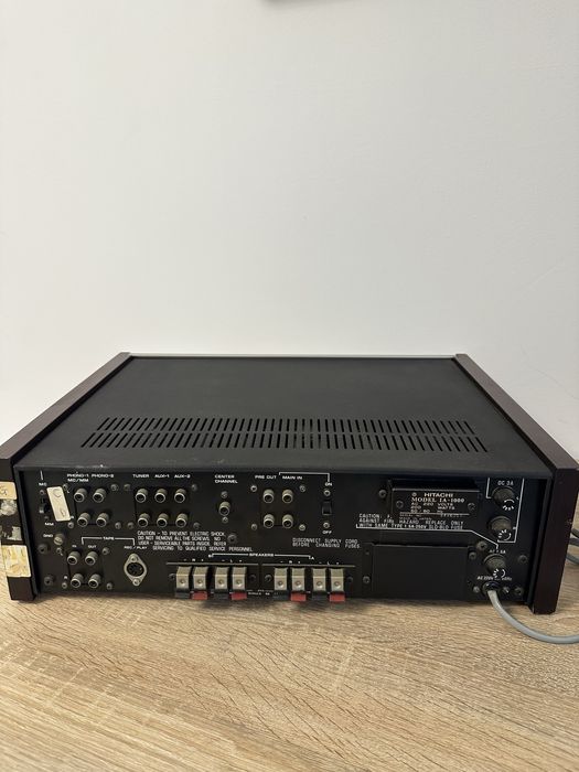 Hitachi ia-1000 amplificator/ staţie echitatie