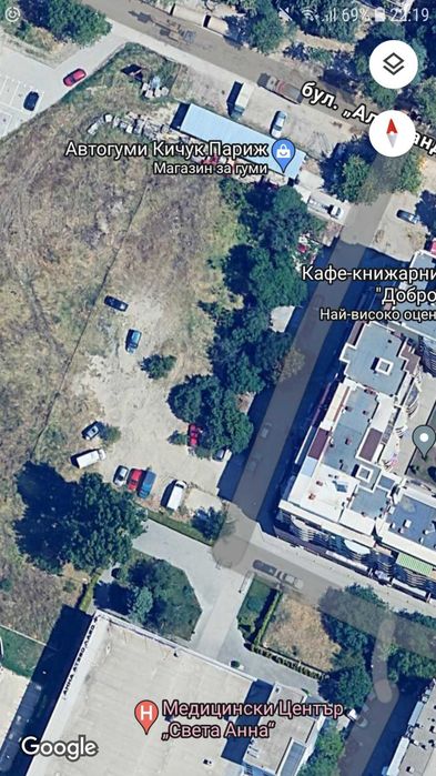 Продава се парцел на бул. ,,Южен,,