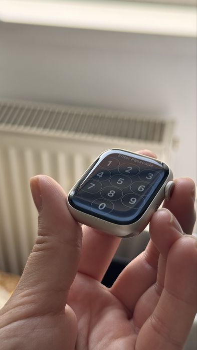 Apple Watch Series 8 GPS 41 mm Starlight