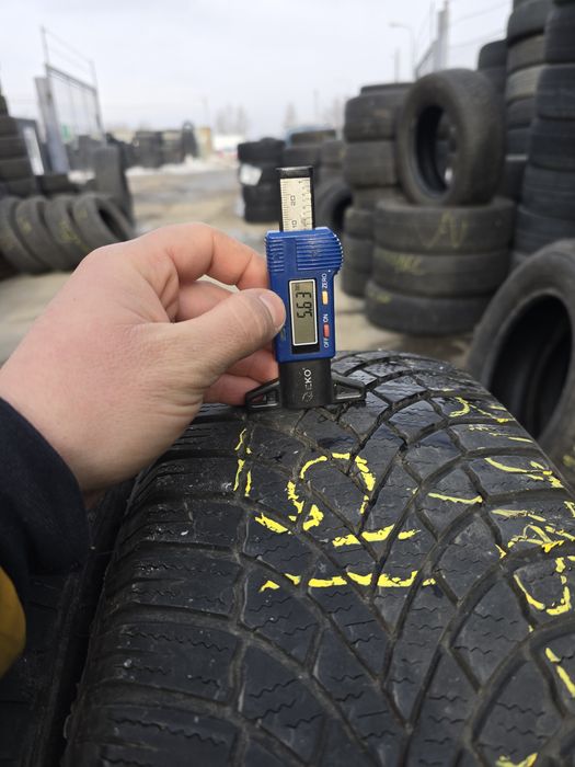 Anvelope de iarna 215-65r17 Bridgestone