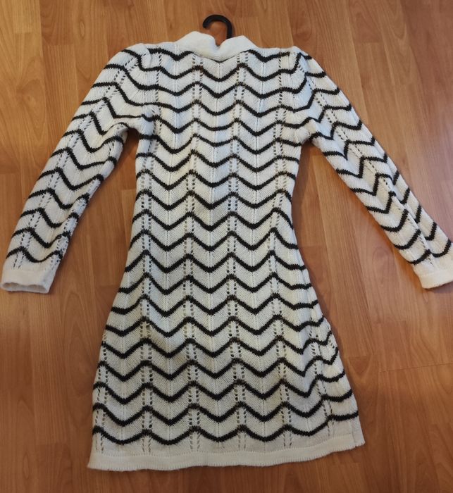 Rochița lână măr. 38